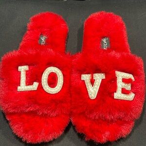 Women’s slippers